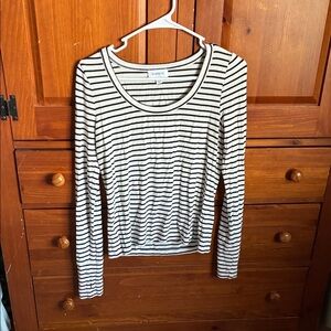 Evereve xs Black and White Striped Women's Top